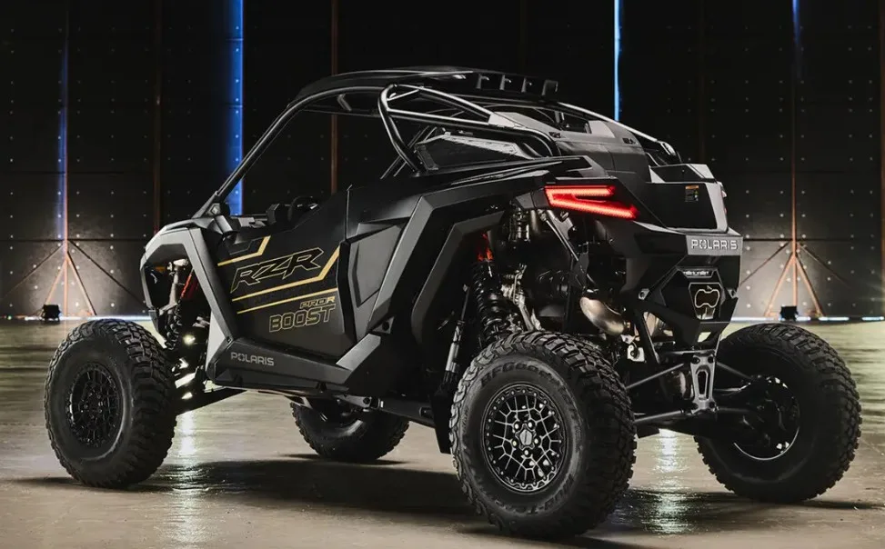 Polaris RZR Pro R Boost 2027 en negro y dorado.